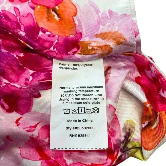 S Betro, Floral Rose Print Halter Bikini Top, Medium, Pink & White - Picture 6 of 8